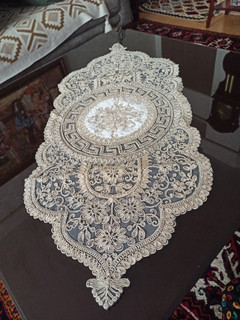 رومیزی ورساچ 3 تکه اندازه میز عسلی 52*32 جلو مبلی 94*41 رنگ نسکافه ای